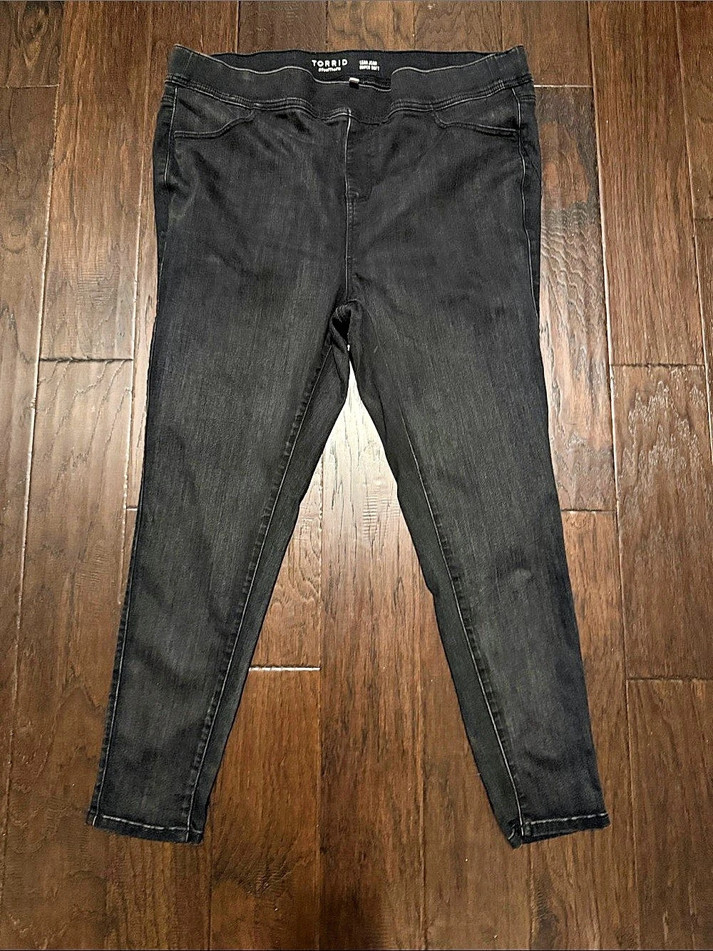 Torrid Lean Jean Super Soft Skinny Jeans Waist 3R/22Win Black